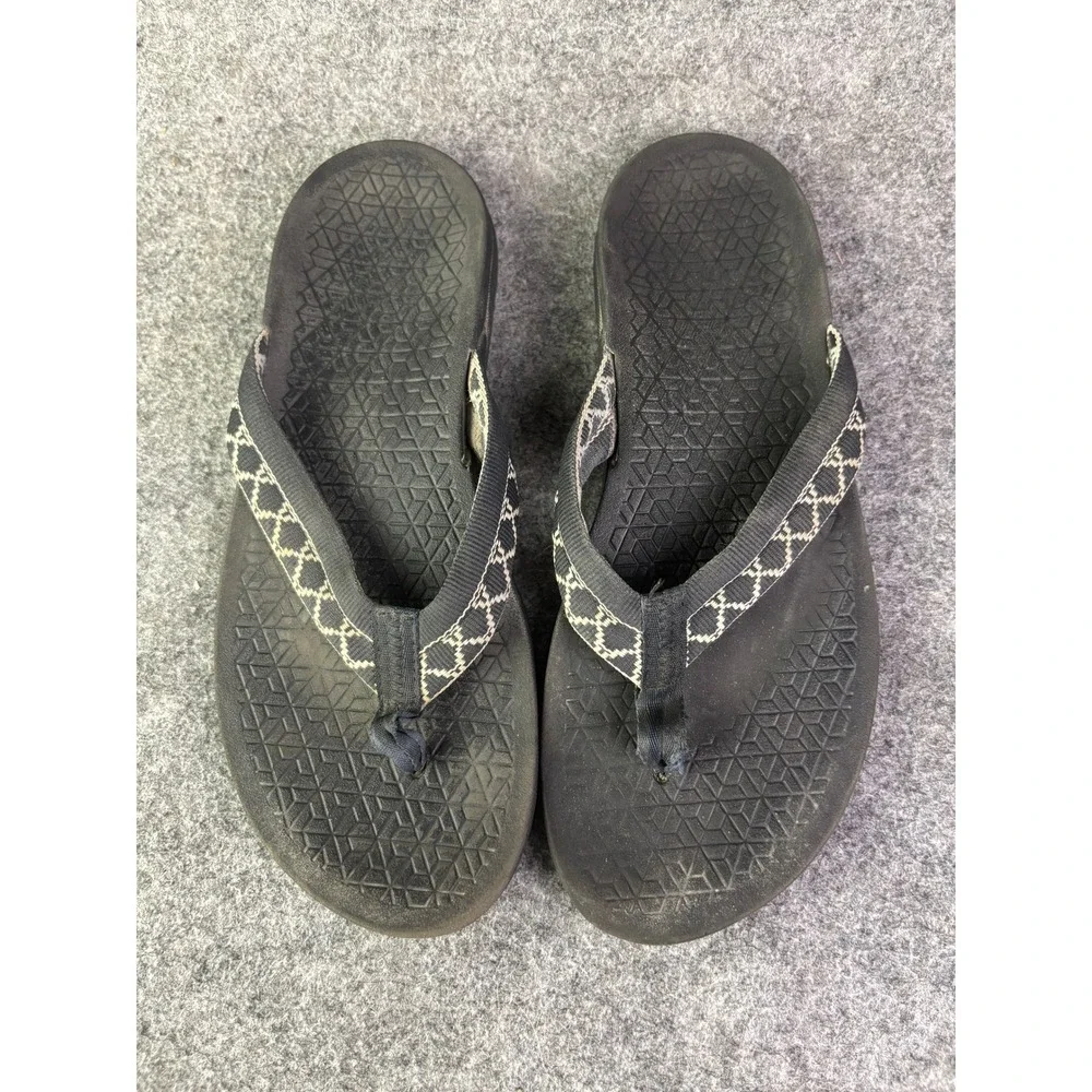Chaco Flip Flop Sandals Womens 9 Black Geometric Pattern‎ LUVSEAT Footbed